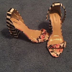 Black floral sandals